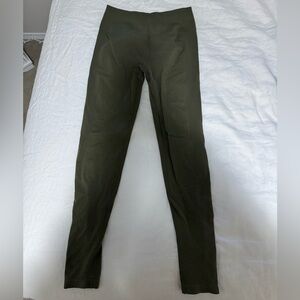 Alphalete Green Amplify Leggings